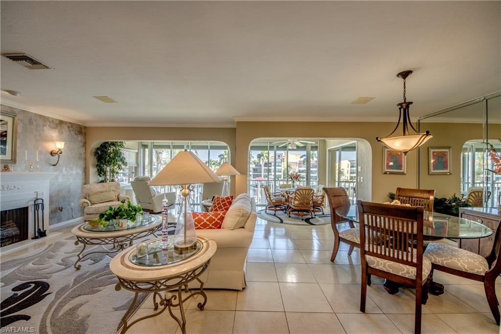 CORAL REEF CONDO - Residential