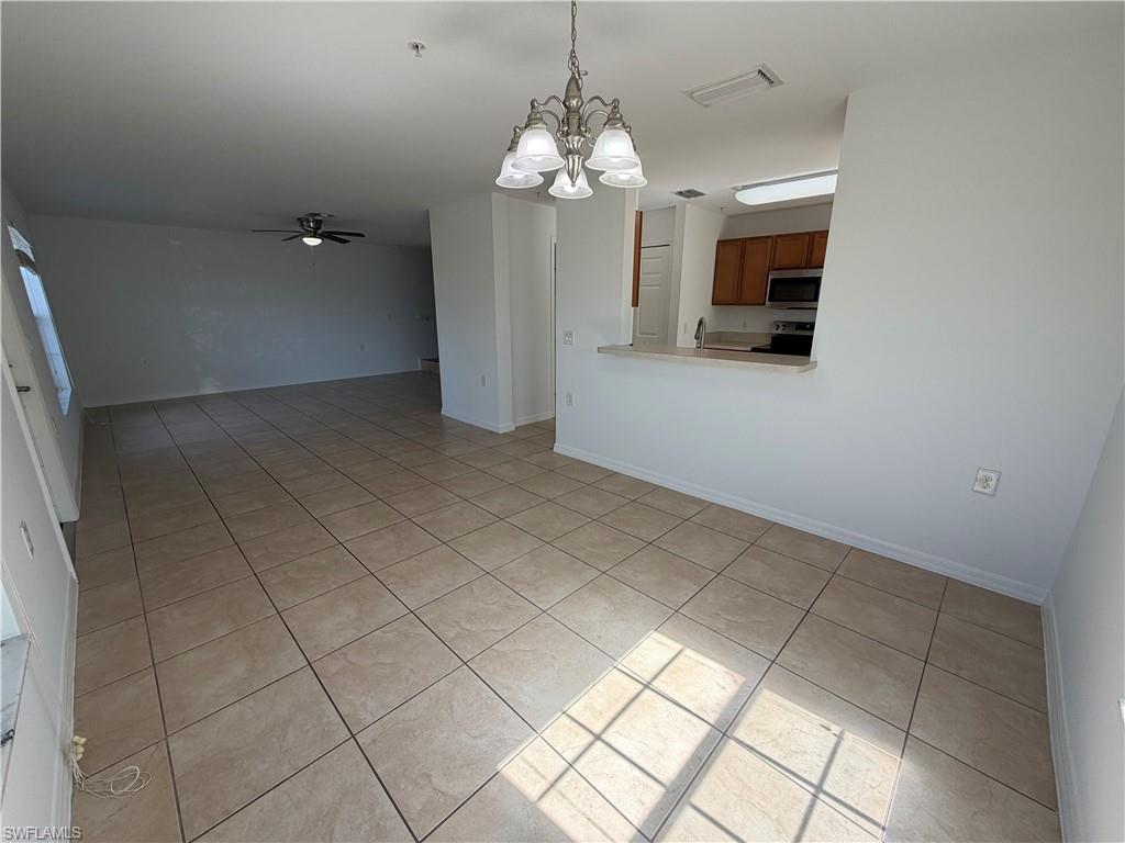 THE VISTAS - Residential Lease