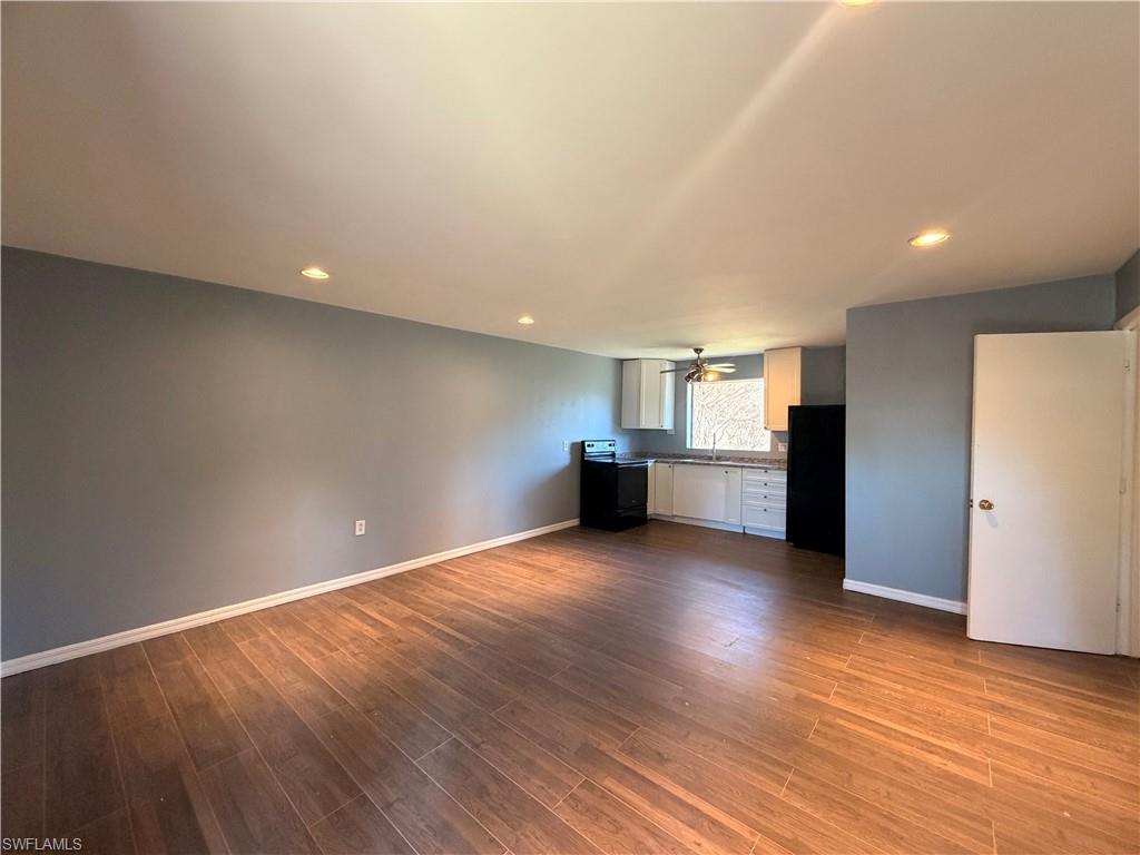 SUNCOAST ESTATES UNREC - Residential Lease