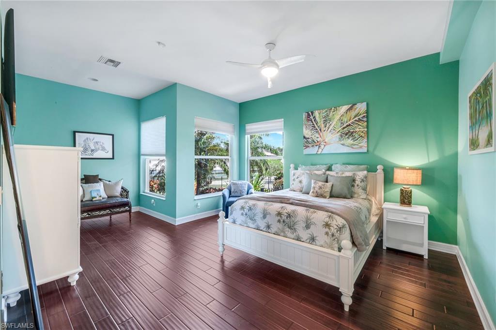 MARCO BEACH - Residential