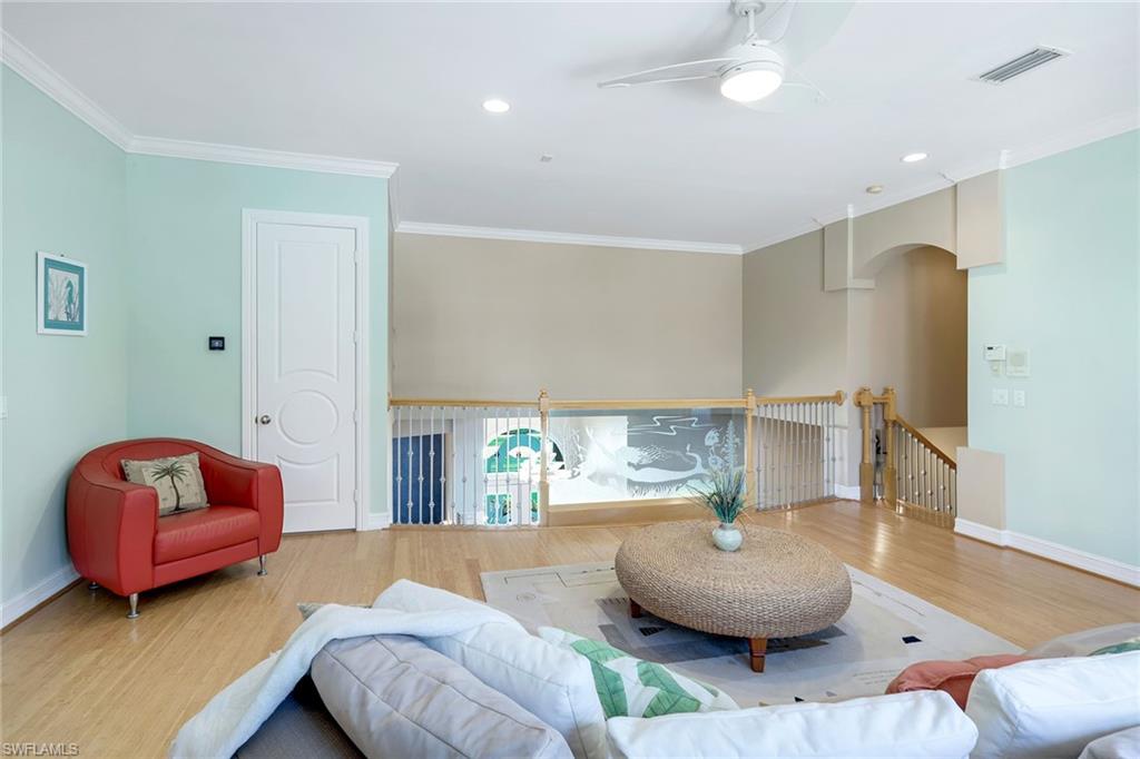 MARCO BEACH - Residential