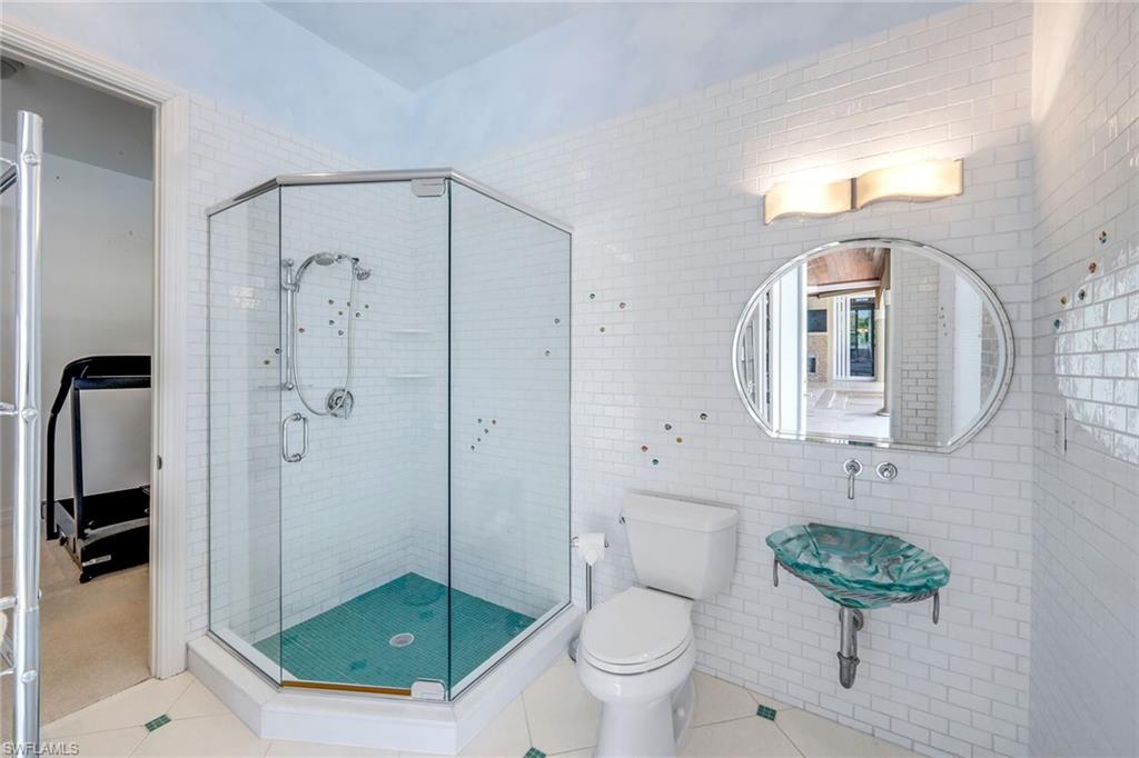 MARCO BEACH - Residential