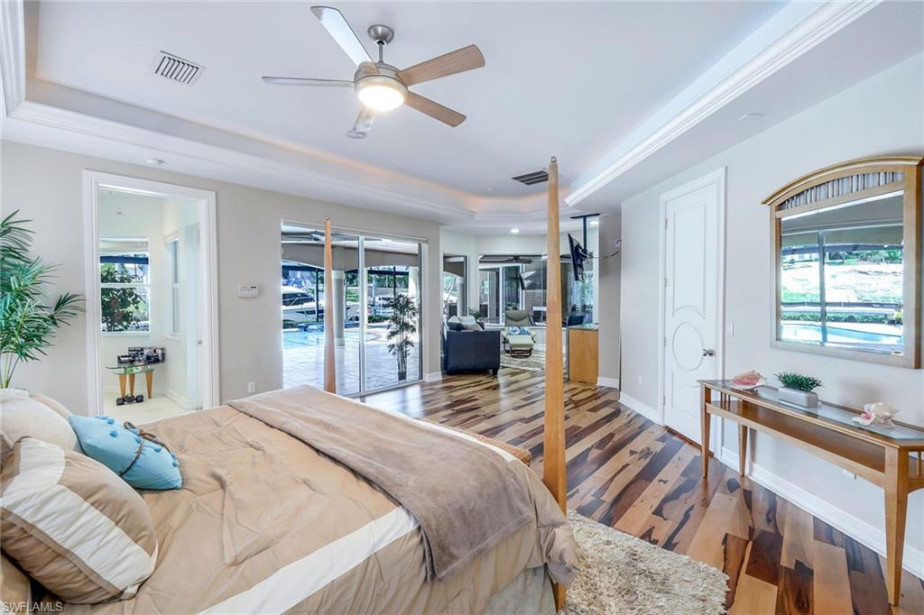 MARCO BEACH - Residential