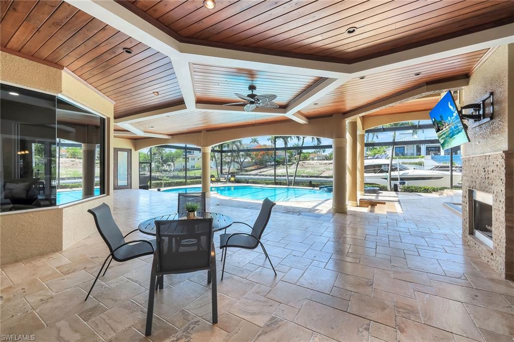 MARCO BEACH - Residential