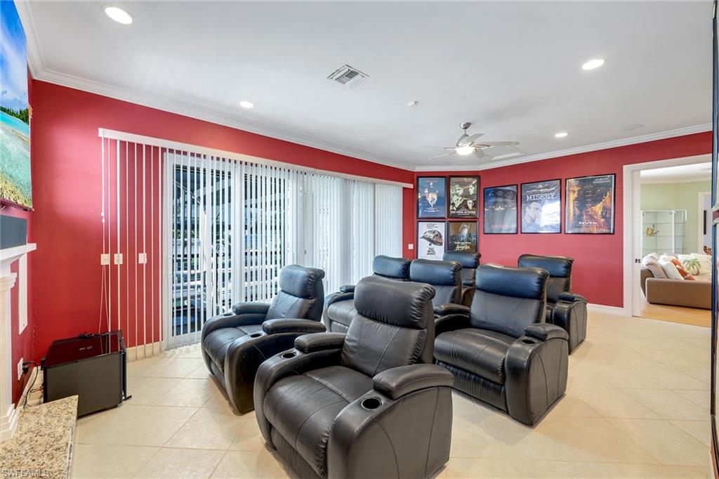 MARCO BEACH - Residential