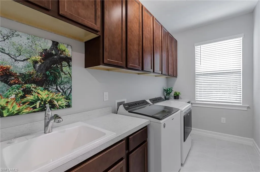 Naples, Florida 34114, United States, 4 Bedrooms Bedrooms, ,4 BathroomsBathrooms,Residential,Active,50601