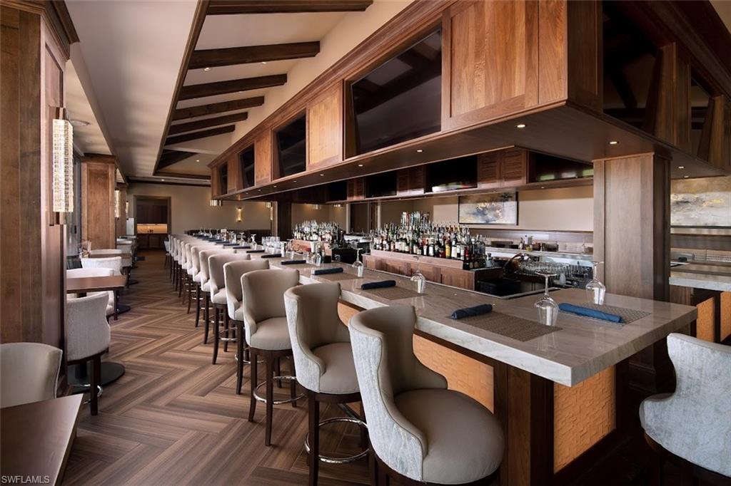 VISTA POINTE - Residential