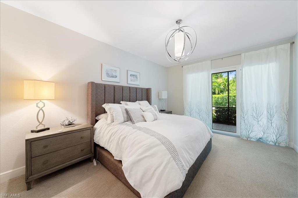 VISTA POINTE - Residential