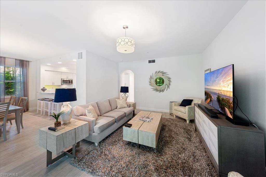 VISTA POINTE - Residential