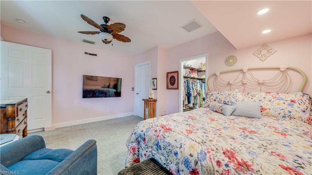 FOXMOOR LAKES - Residential