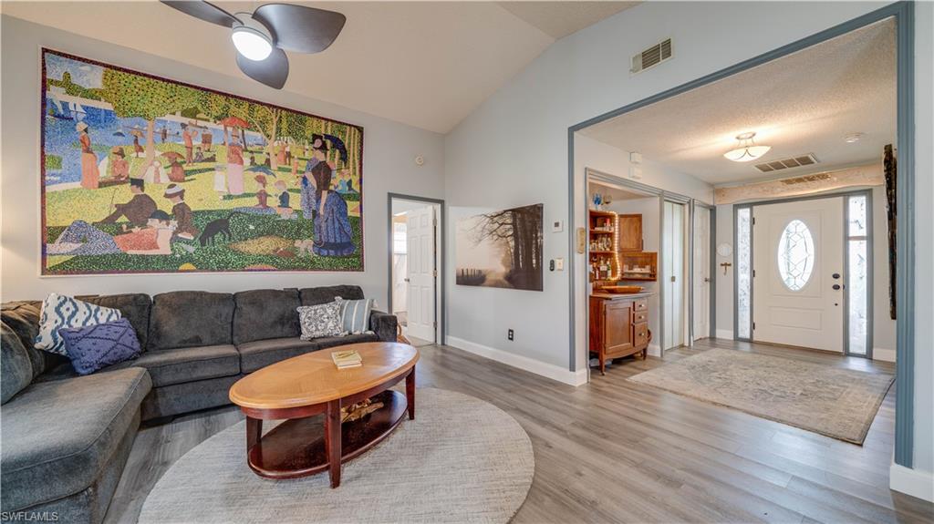 FOXMOOR LAKES - Residential