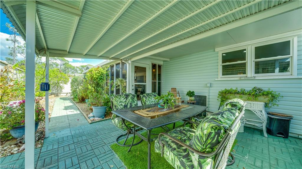 FOXMOOR LAKES - Residential