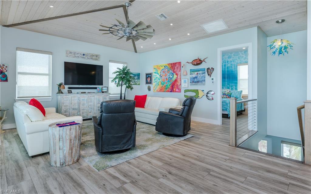 JOSE'S HIDEAWAY - Residential