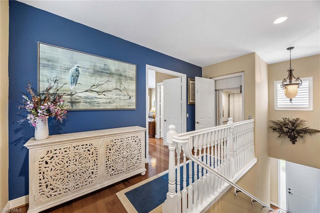 HAWTHORNE - Residential