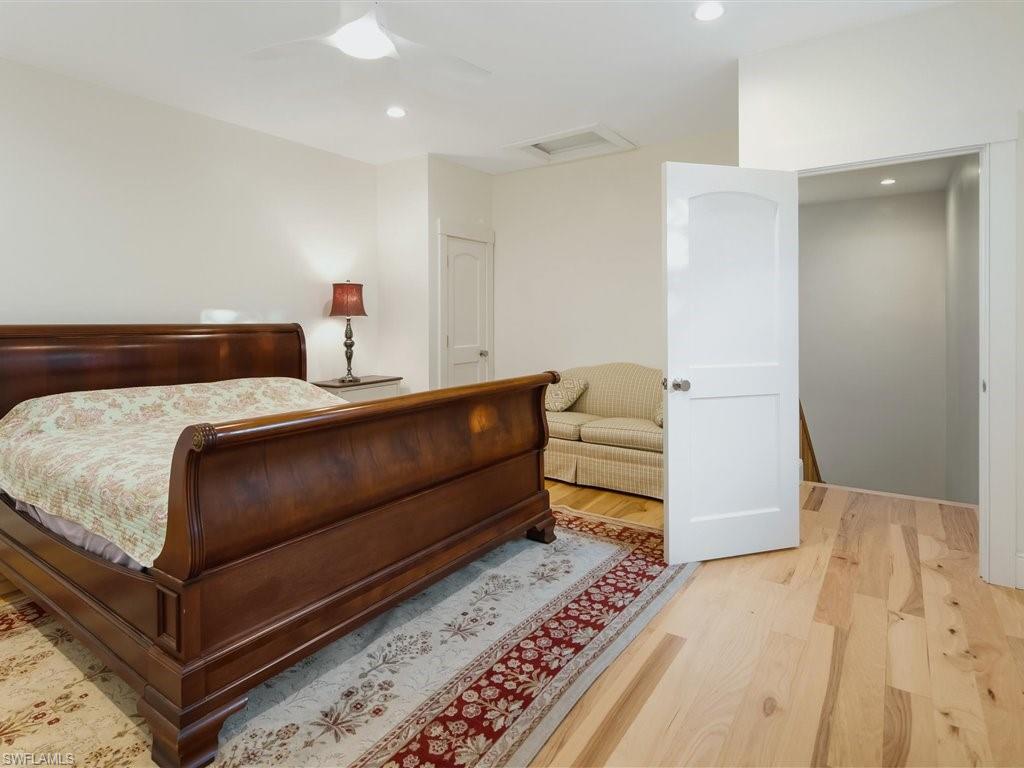 OLDE NAPLES - Residential