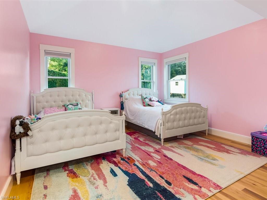 OLDE NAPLES - Residential