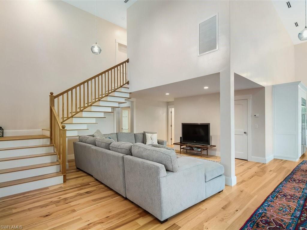 OLDE NAPLES - Residential