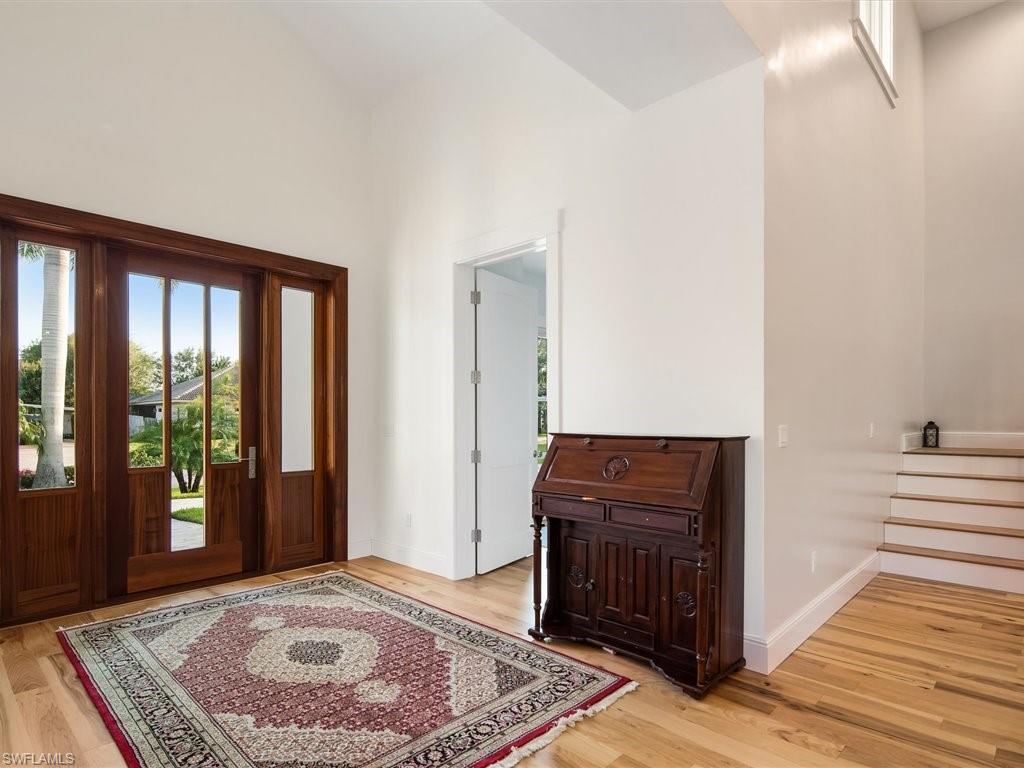 OLDE NAPLES - Residential