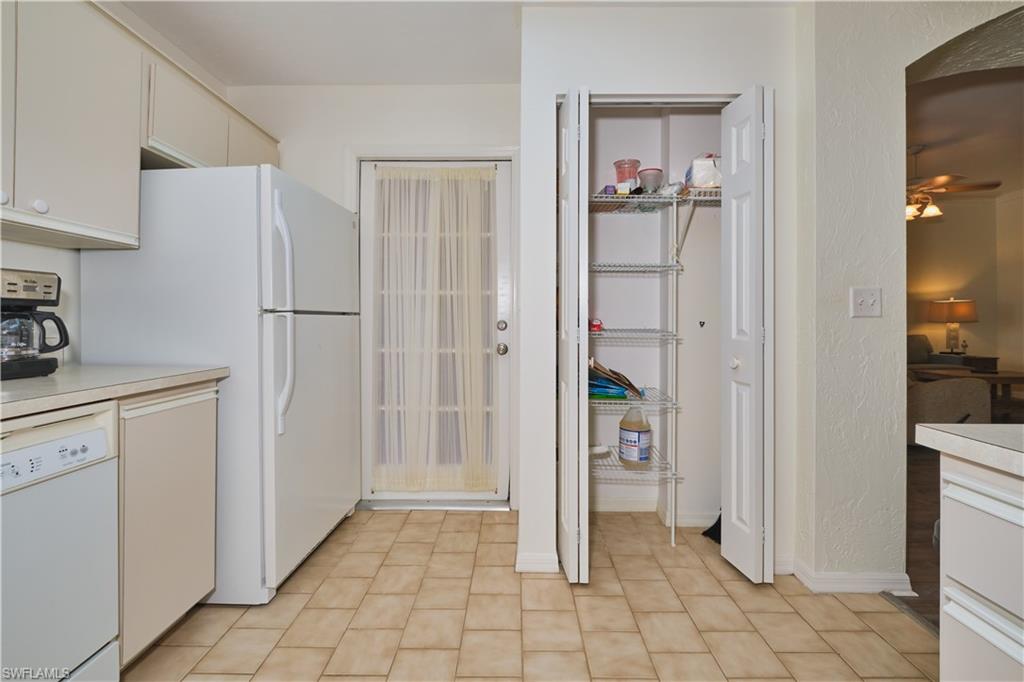 ROSE GARDEN VILLAS CONDO - Residential Lease