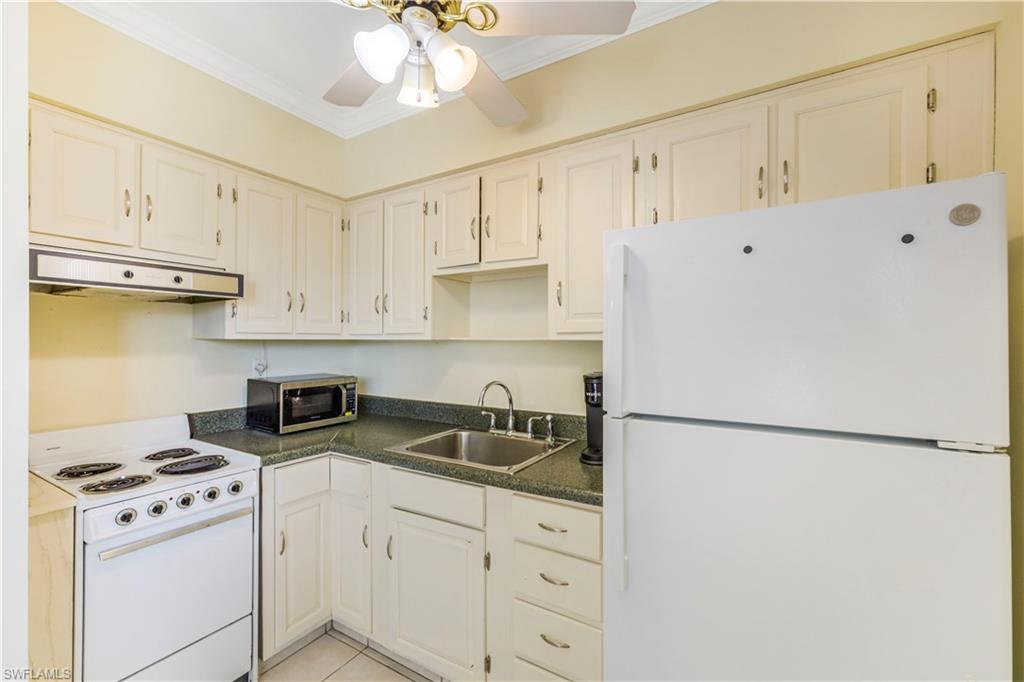 SEABREEZE SOUTH - Residential Lease