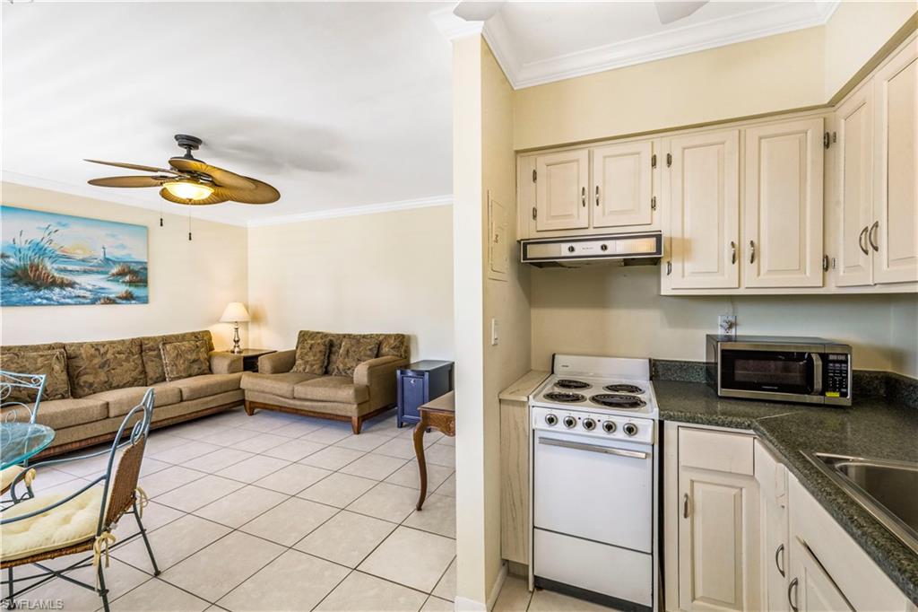 SEABREEZE SOUTH - Residential Lease