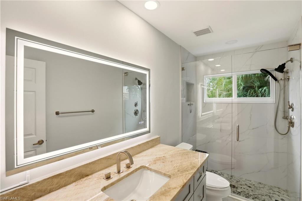 VANDERBILT LAKES - Residential