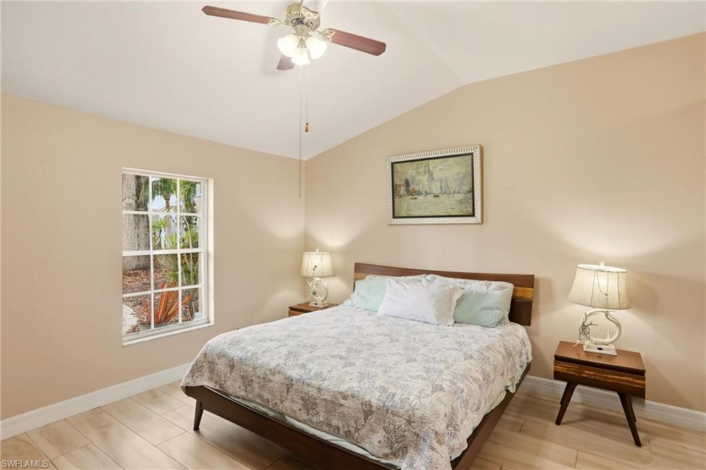 VANDERBILT LAKES - Residential