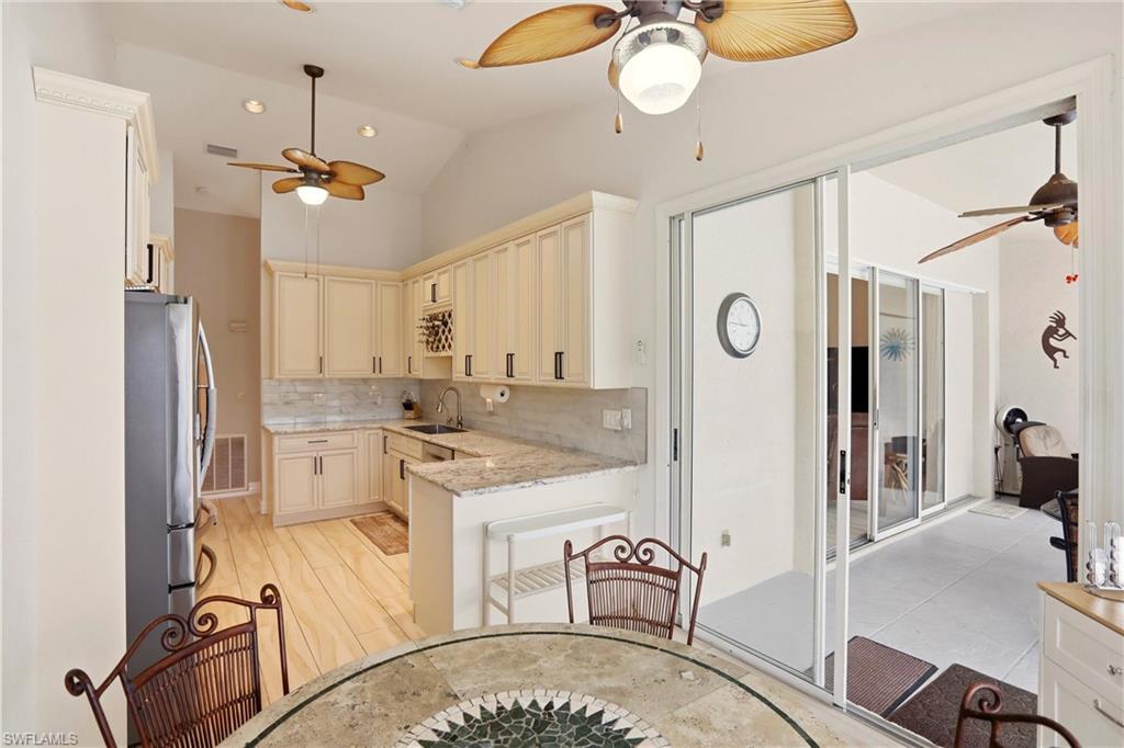 VANDERBILT LAKES - Residential