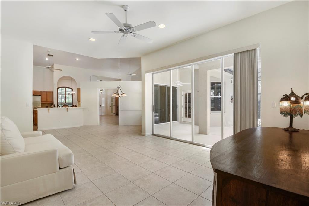 AUTUMN WOODS - Residential