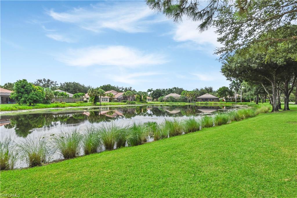 AUTUMN WOODS - Residential