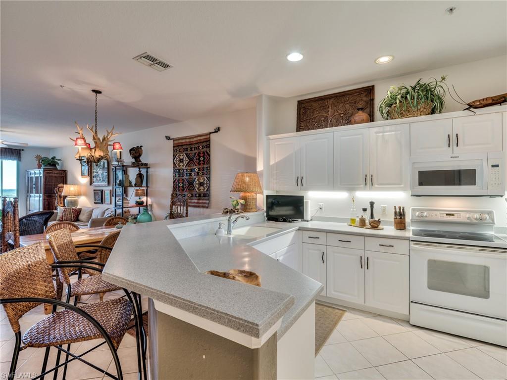 SANIBEL VIEW CONDO - Residential