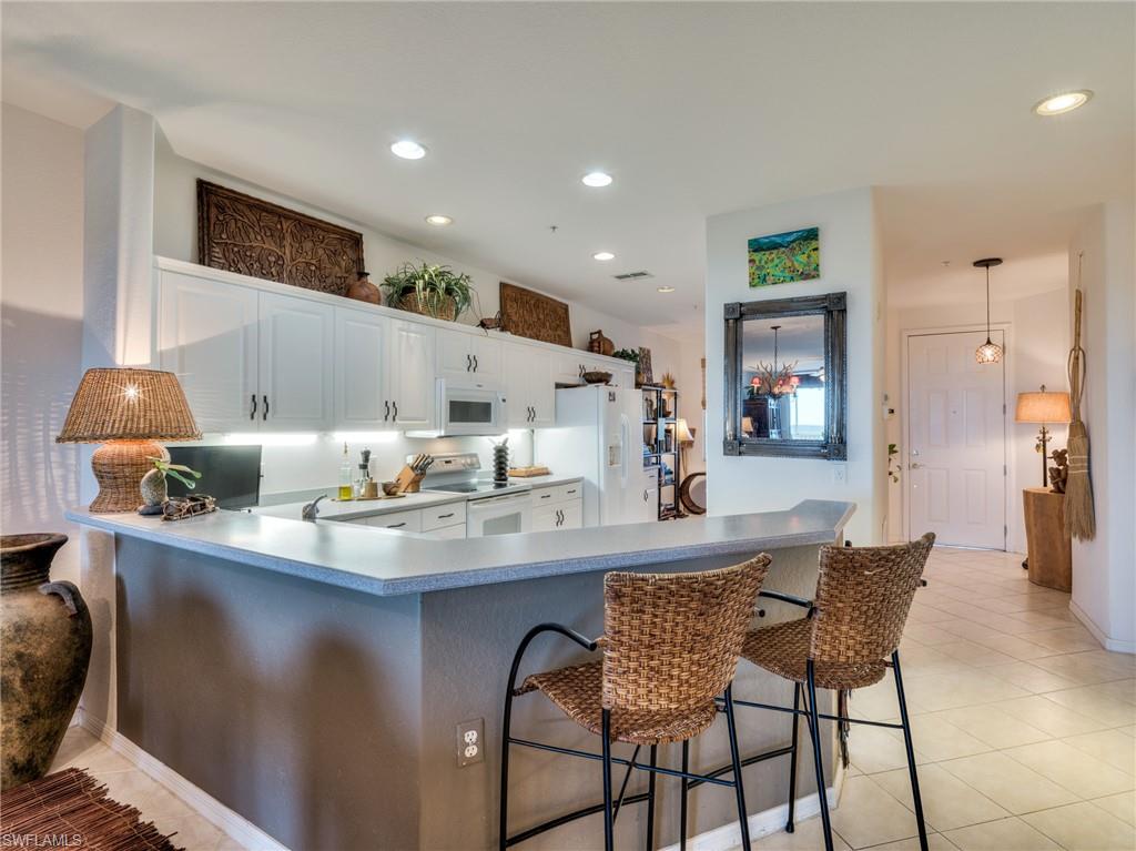 SANIBEL VIEW CONDO - Residential