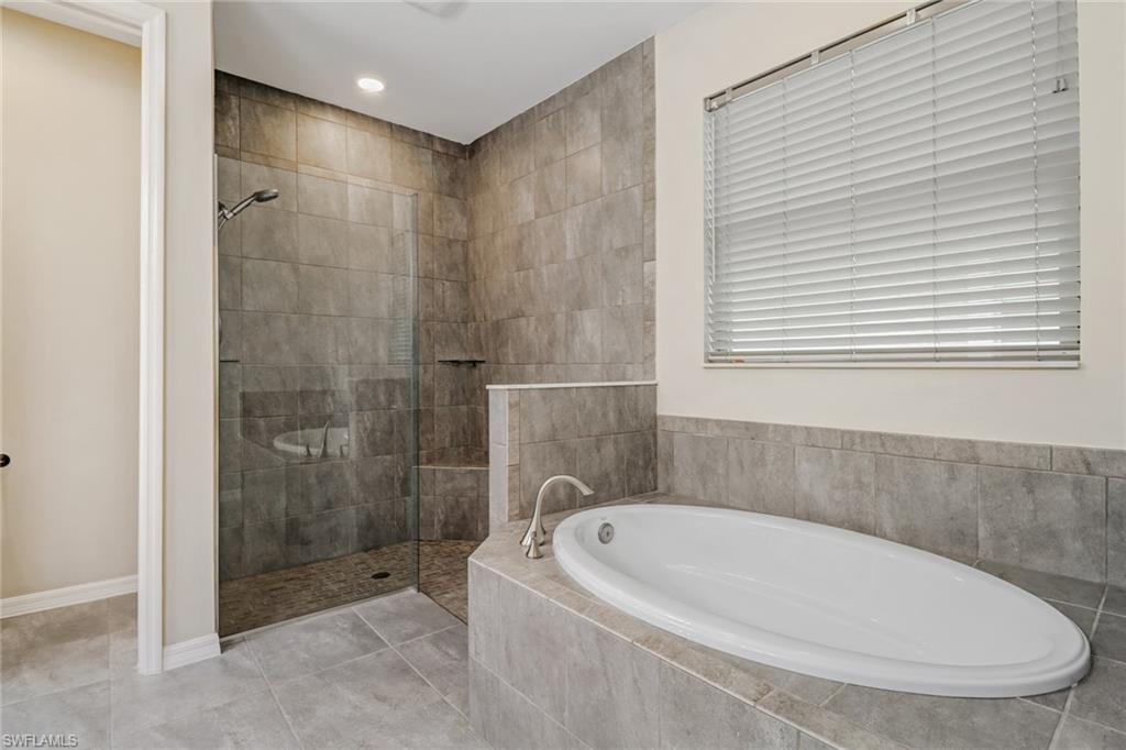 BARRINGTON COVE - Residential