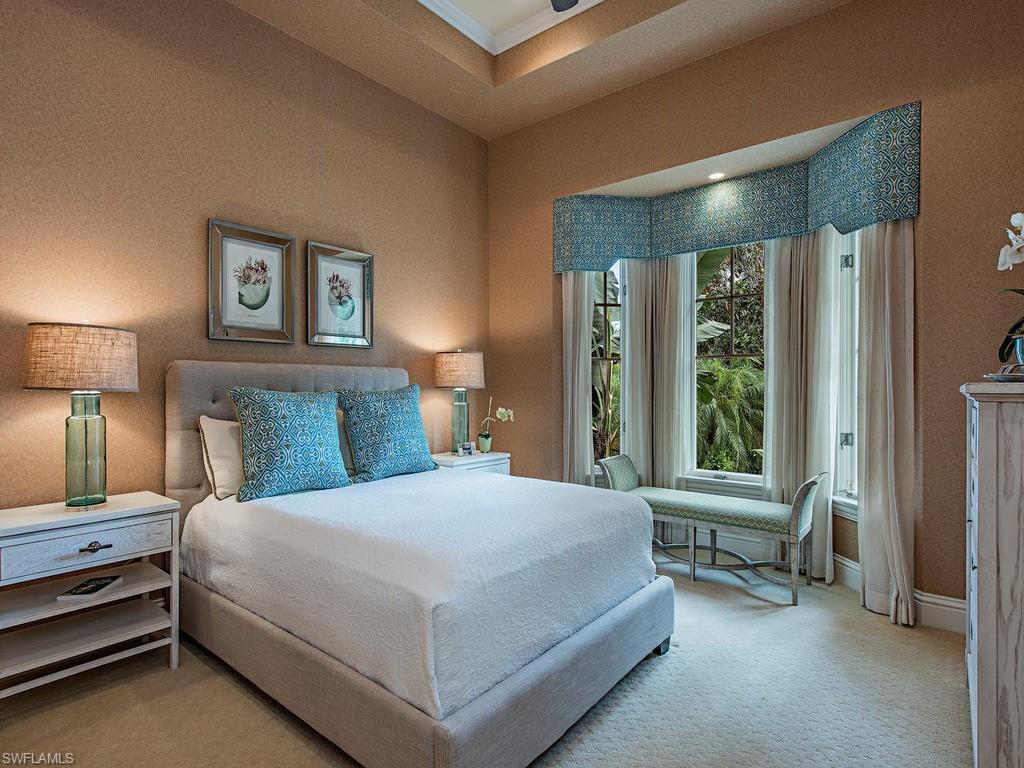 AQUALANE SHORES - Residential