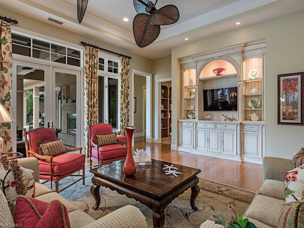 AQUALANE SHORES - Residential