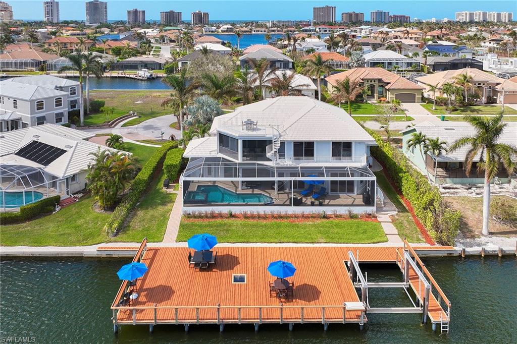 MARCO BEACH - Residential