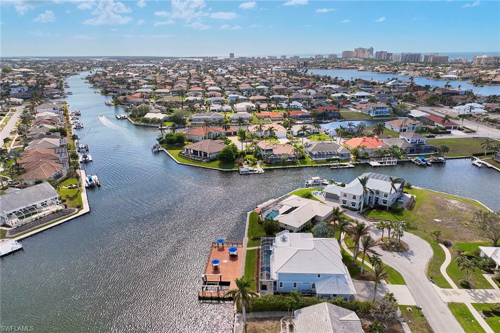 MARCO BEACH - Residential