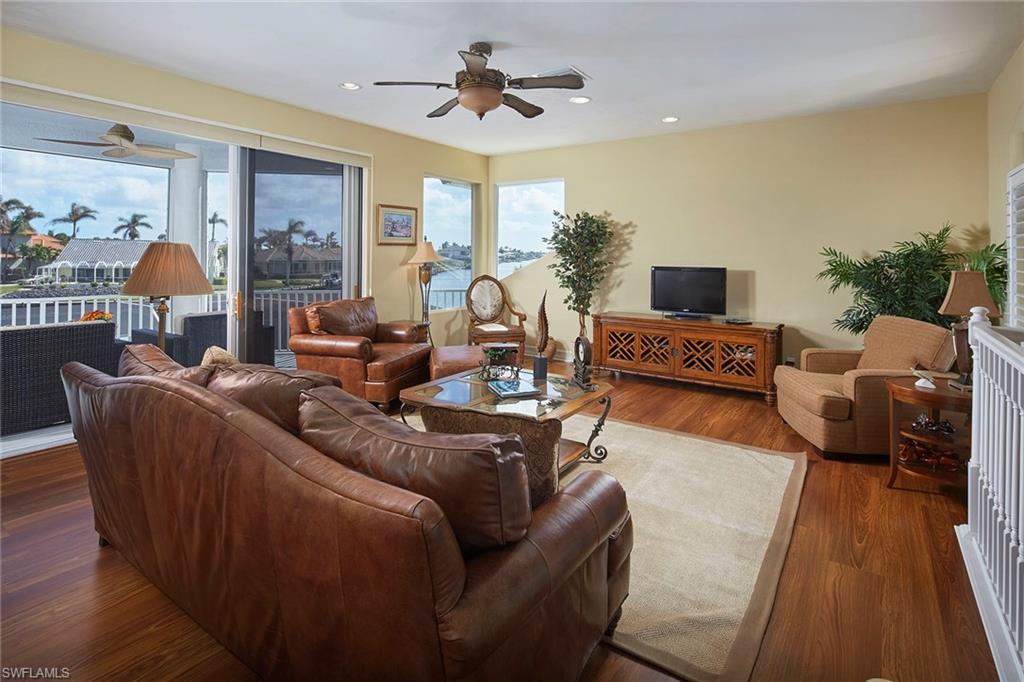 MARCO BEACH - Residential