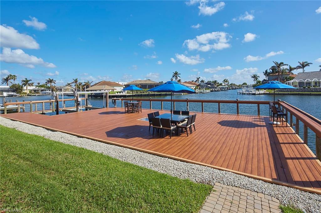 MARCO BEACH - Residential