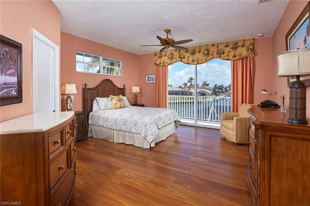 MARCO BEACH - Residential