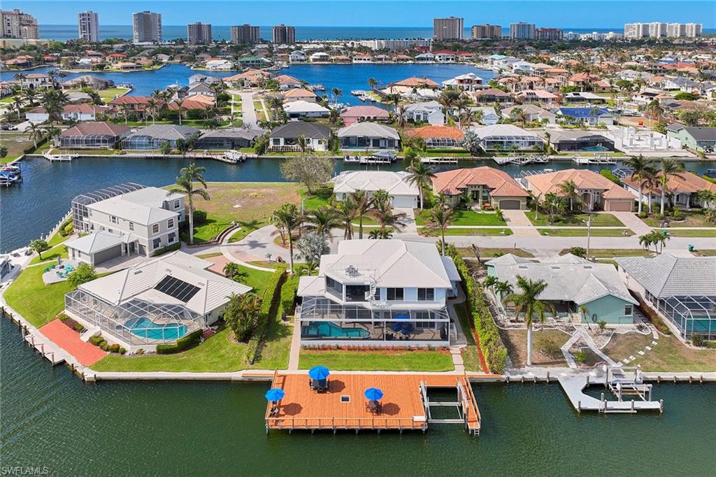 MARCO BEACH - Residential