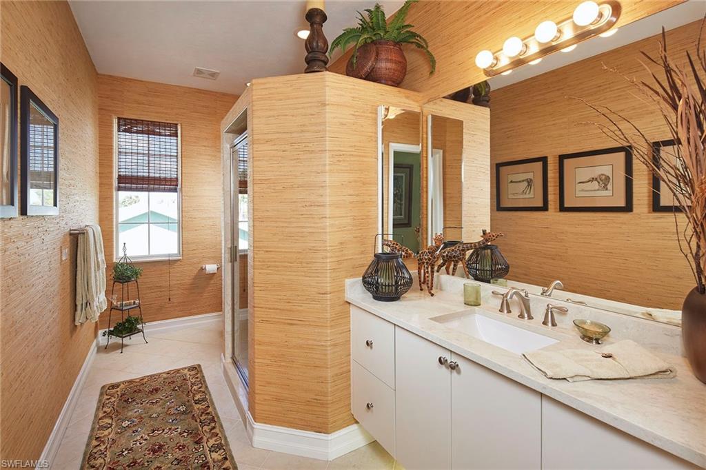 MARCO BEACH - Residential