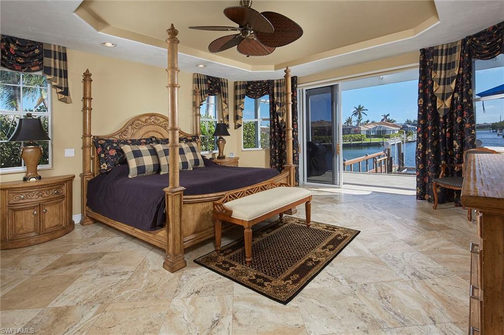 MARCO BEACH - Residential