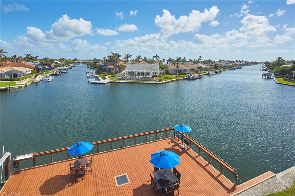 MARCO BEACH - Residential