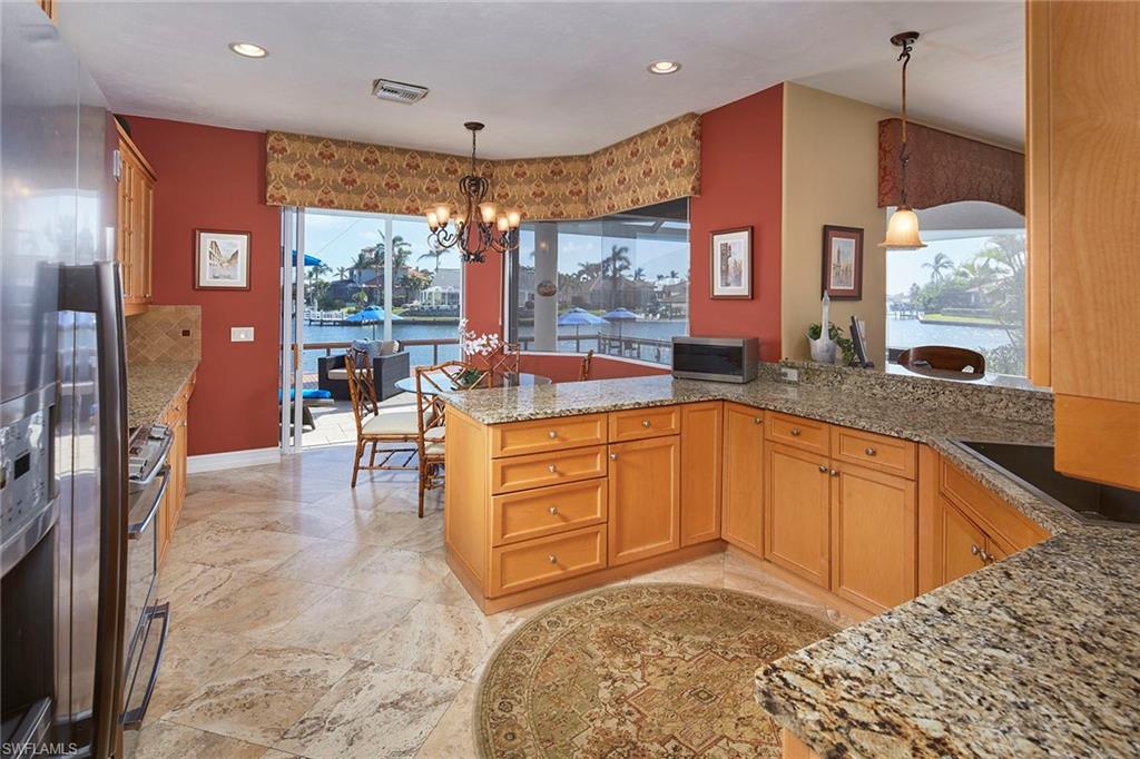 MARCO BEACH - Residential