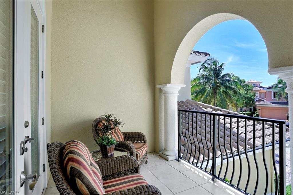 LUSSO VILLAS - Residential