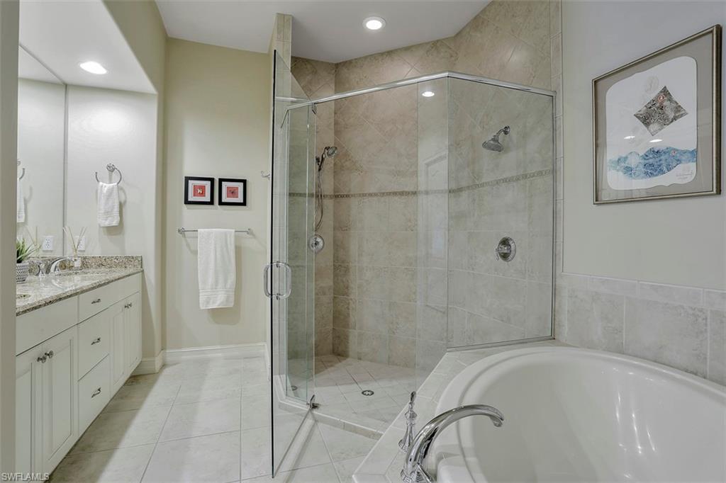 LUSSO VILLAS - Residential