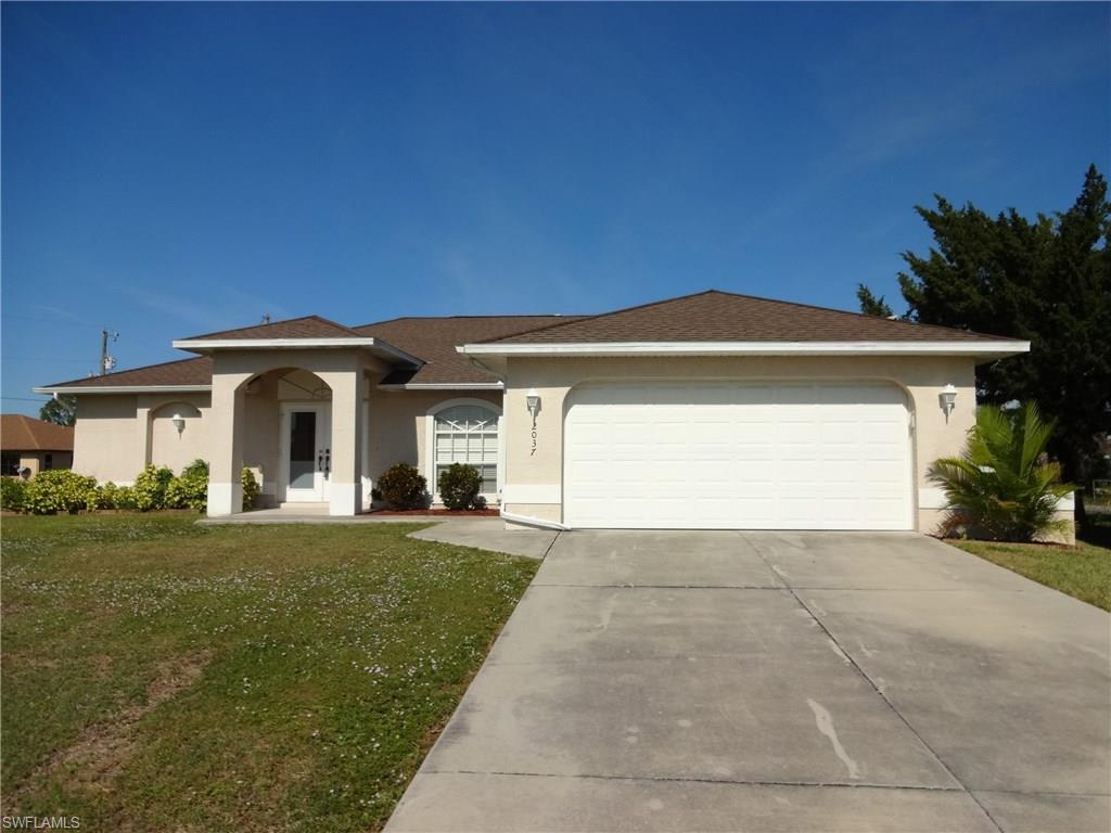 CAPE CORAL - Residential