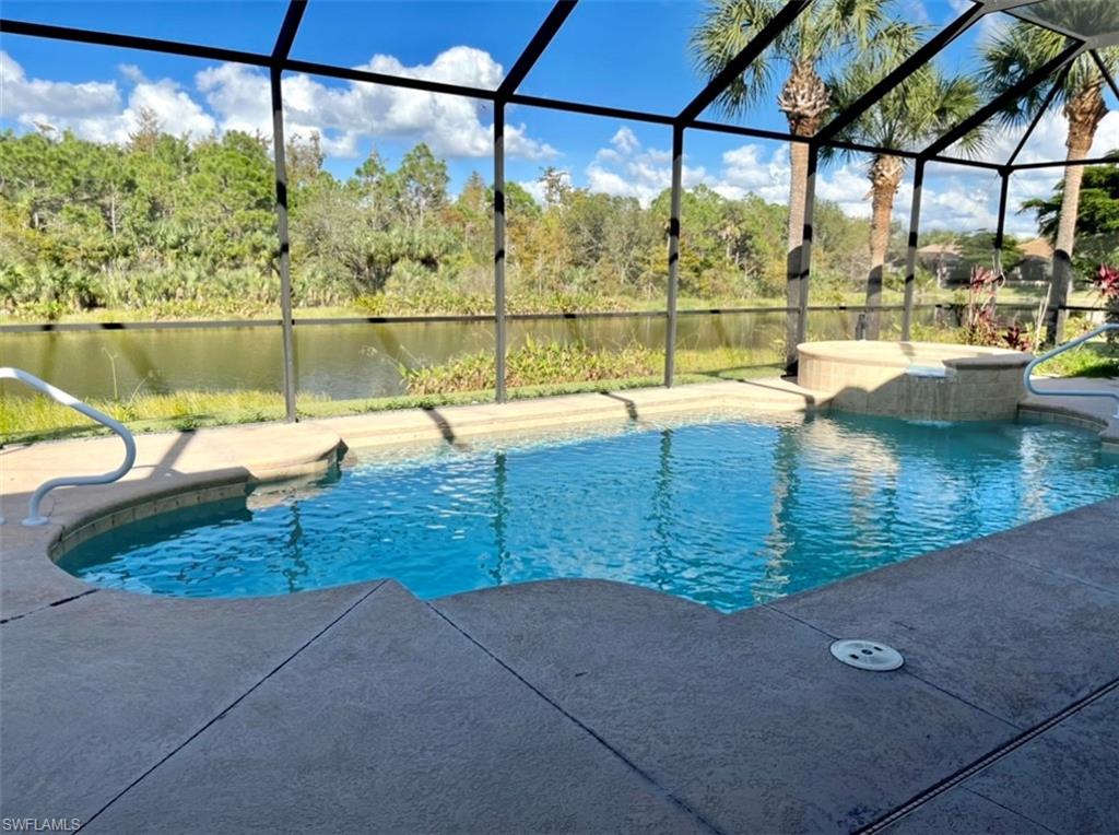 EMERSON SQUARE - Residential