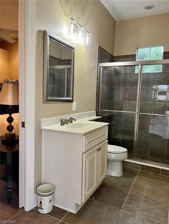 EMERSON SQUARE - Residential